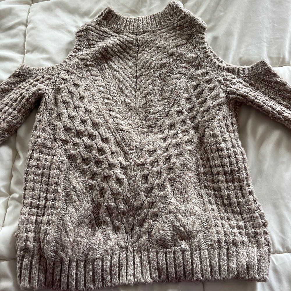 Women’s Express cold shoulder sweater small